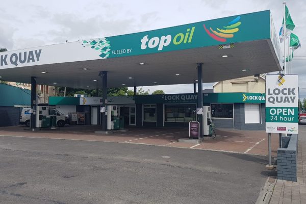 Top Oil Filling Station